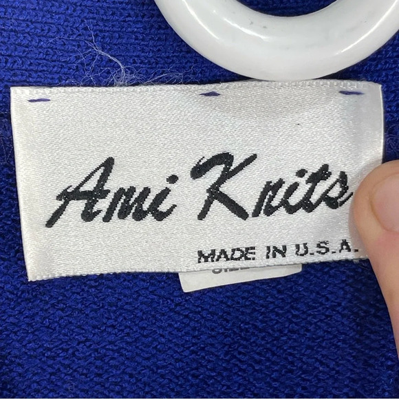 Vintage Ami Knits Vintage Blue Sweater Size 4
Made in The USA - Picture 10 of 11